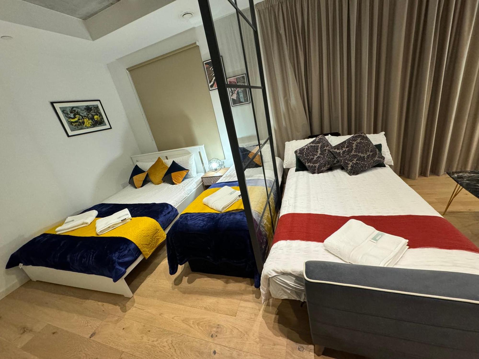 Amazing Cosy Apartment, Next To O2 Arena And Close To London Excel, Secure Parking Kültér fotó