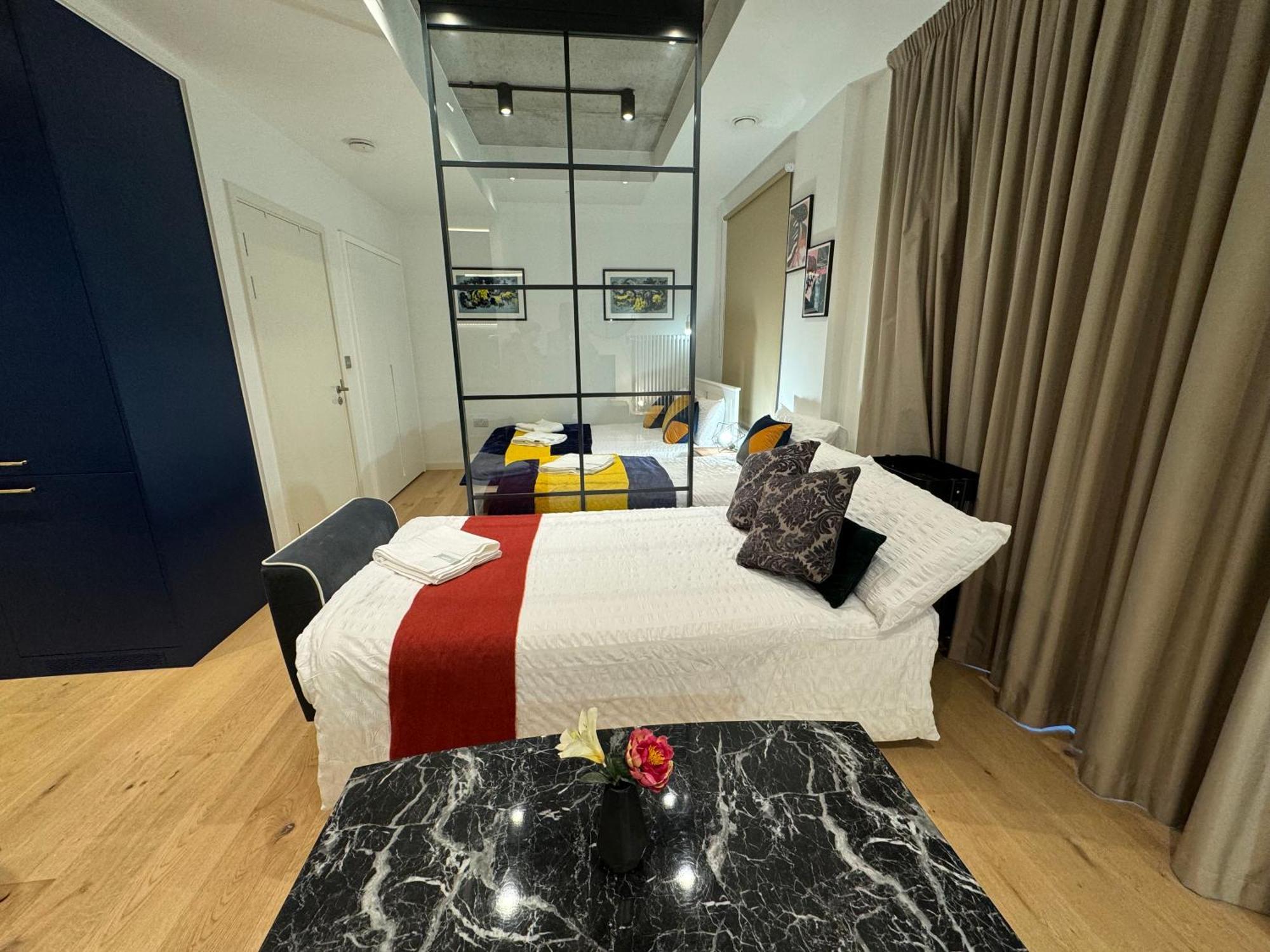 Amazing Cosy Apartment, Next To O2 Arena And Close To London Excel, Secure Parking Kültér fotó